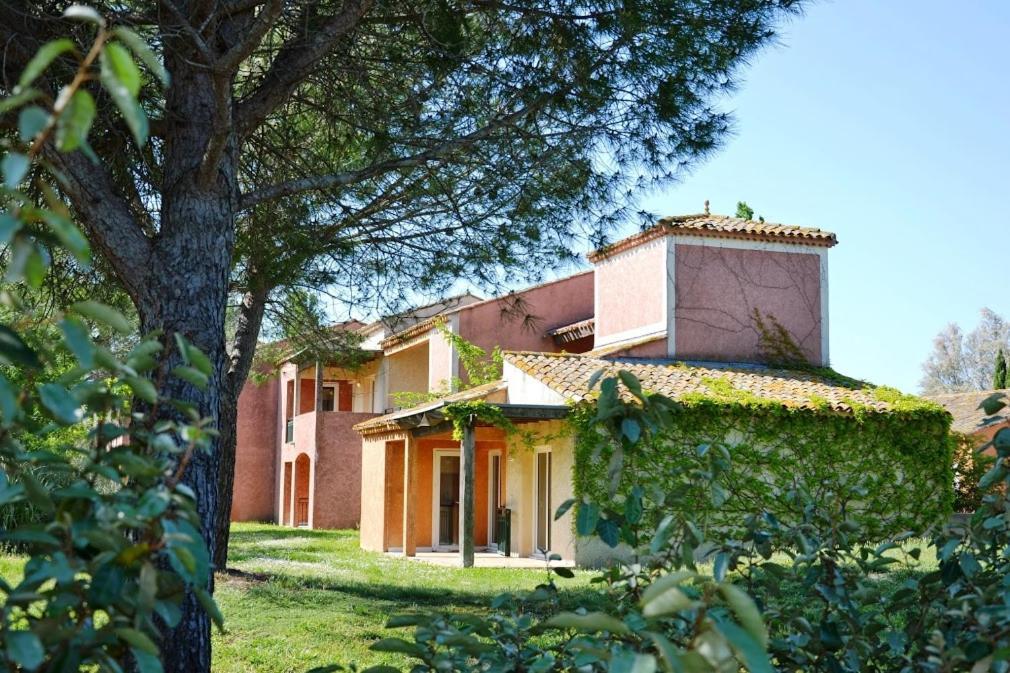 Sowell Residences Les Hameaux De Camargue Арль Экстерьер фото